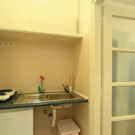 1 Bedroom Awesome In Apartament