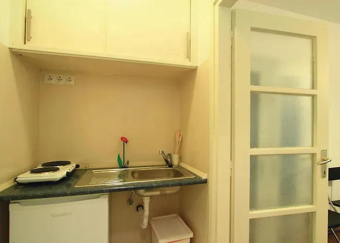 1 Bedroom Awesome In Apartman