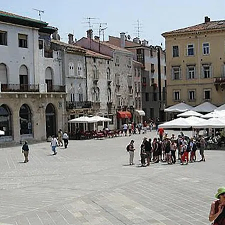 Apartment Castropola I *